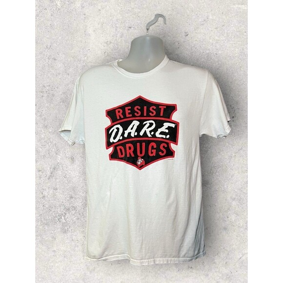 Vintage D.A.R.E. Men's Size Medium Resist Drugs Graphic Tee Shirt White 90s - Picture 1 of 4